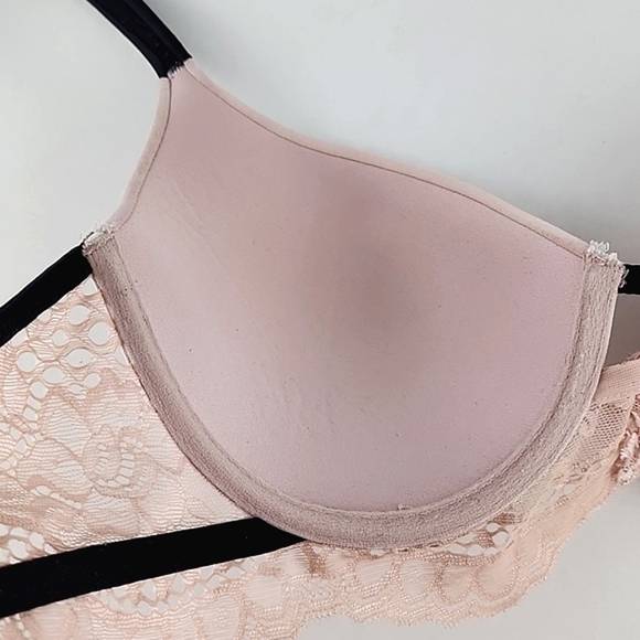 ⭐️2/ $40⭐️ La SENZA So Free Underwire Light Pink Lace Black Trim Padded Sz 34B - Picture 12 of 15
